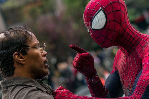 Jamie Foxx, Andrew Garfield in "The Amazing Spider-Man 2"